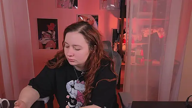 carolina elf online show from November 29, 12:19 pm