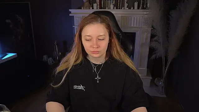 carolina elf online show from February 5, 7:46 am