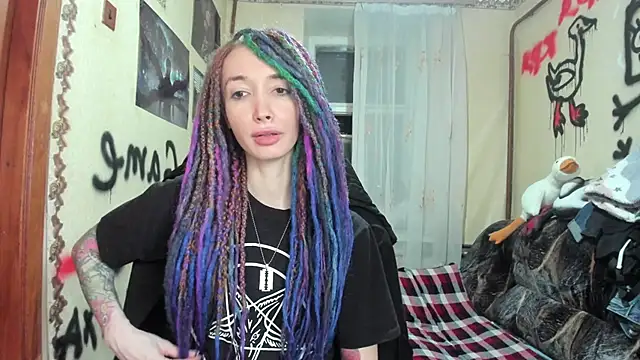 Roxy Silver online show from January 20, 1:07 am