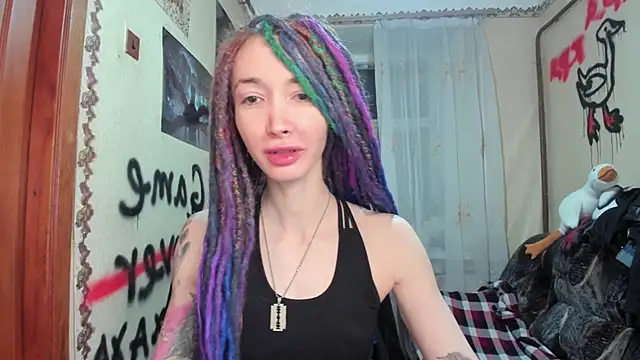 Roxy Silver online show from February 7, 7:06 pm