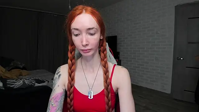 Roxy Silver online show from November 11, 9:37 pm