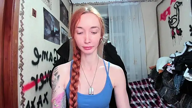 Roxy Silver online show from December 17, 8:59 pm