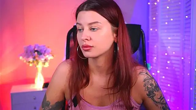 Snapshot of NicoleMun chatting on March 28, 7:02 pm NicoleMun online show from March 28, 7:02 pm