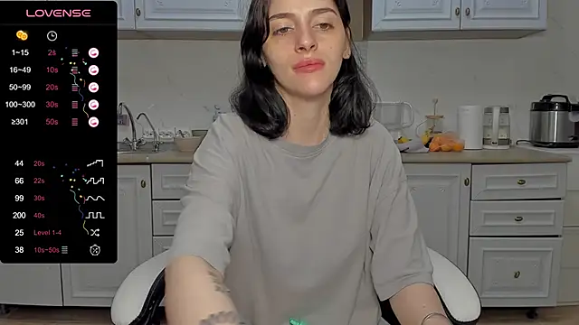 broosnica1 online show from December 28, 12:45 pm