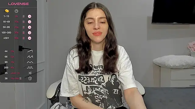 broosnica1 online show from February 23, 8:01 am