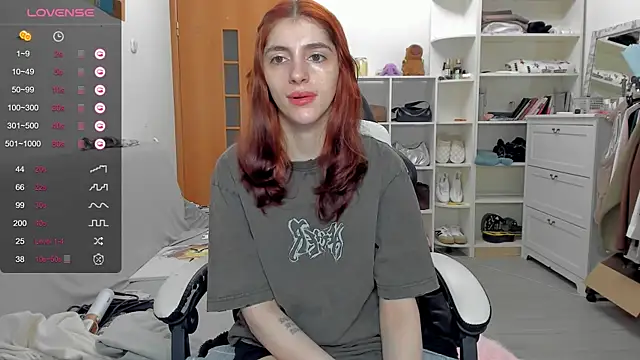 broosnica1 online show from May 29, 7:17 am