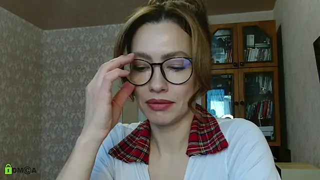 alicia spicy online show from December 18, 5:46 am