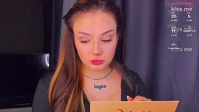 little m0use online show from March 22, 1:41 pm