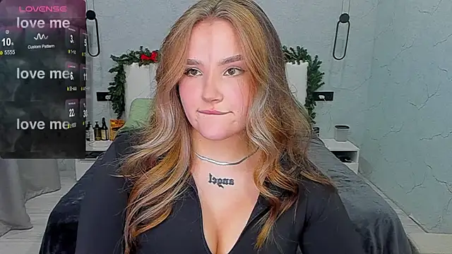 little m0use online show from November 29, 3:15 pm