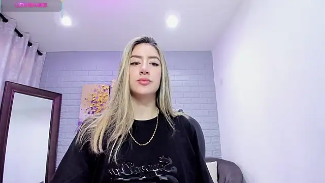  AlejaCruz  online show from January 11, 5:51 pm