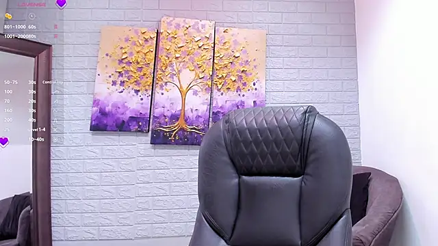 Snapshot of _AlejaCruz_ chatting on May 12, 6:27 pm AlejaCruz online show from May 12, 6:27 pm