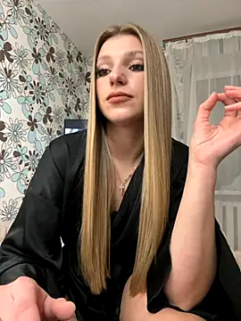 Snapshot of adel_secret chatting on November 8, 8:07 pm adel secret online show from November 8, 8:07 pm