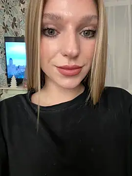 adel secret online show from January 8, 7:38 pm