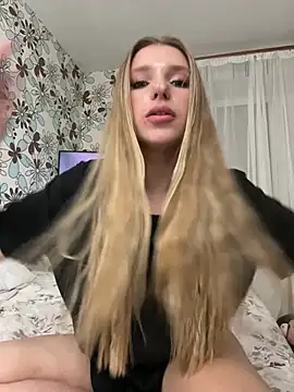 adel secret online show from February 3, 9:09 pm