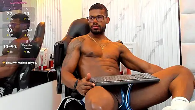 Snapshot of Ganiimedes chatting on March 4, 7:54 pm Ganiimedes online show from March 4, 7:54 pm