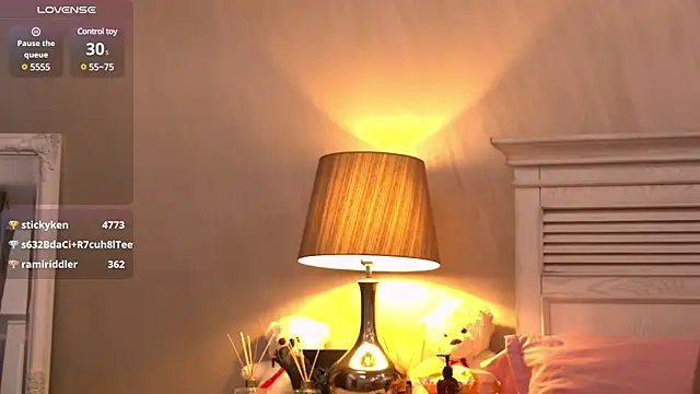 GinaMence online show from February 10, 5:41 pm