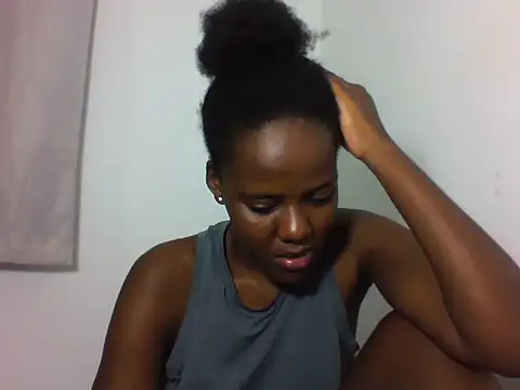 Deliciousbabe online show from May 15, 10:39 pm