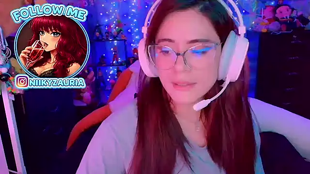 niiky online show from June 30, 11:28 pm