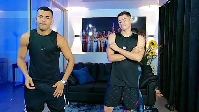 Snapshot of Boysgang_sex chatting on February 19, 11:39 am Boysgang sex online show from February 19, 11:39 am