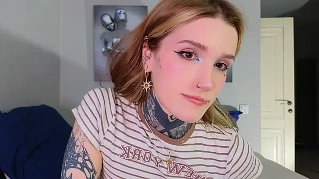 SophieInkk online show from October 2, 11:56 pm