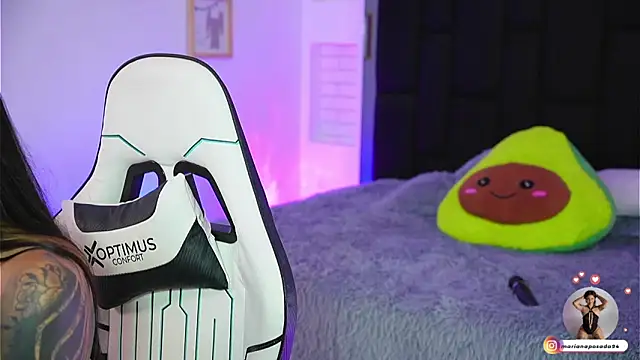 Marianamonroe  online show from March 5, 8:05 pm