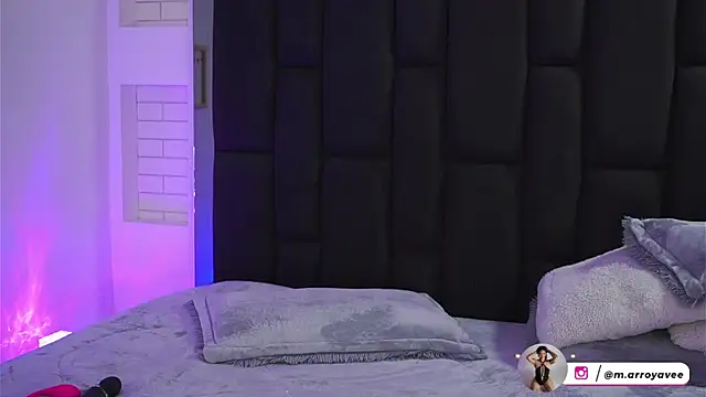 Marianamonroe  online show from July 24, 11:52 am