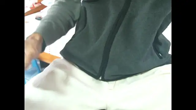 triangle0623 online show from December 14, 4:51 am