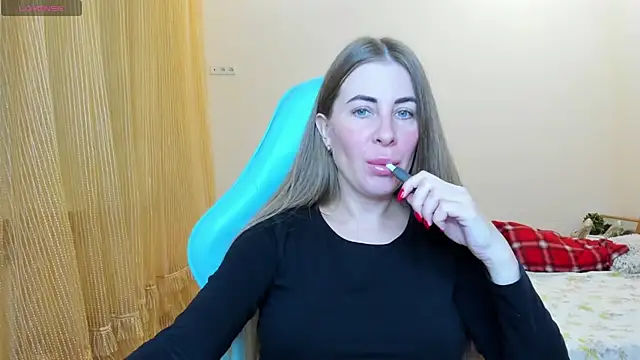 Snapshot of BarbaraKiss chatting on December 30, 5:37 am BarbaraKiss online show from December 30, 5:37 am