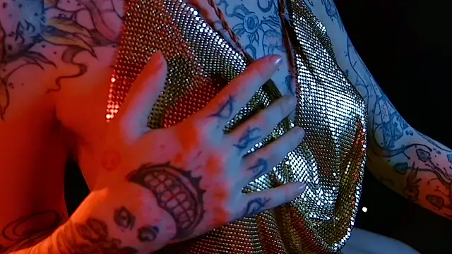 Littlespacemouse online show from February 10, 1:35 am