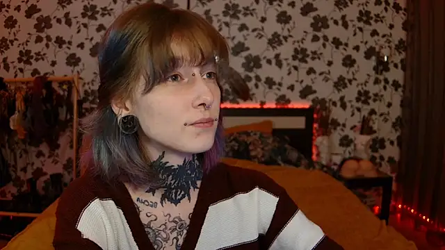 Littlespacemouse online show from September 14, 5:23 pm