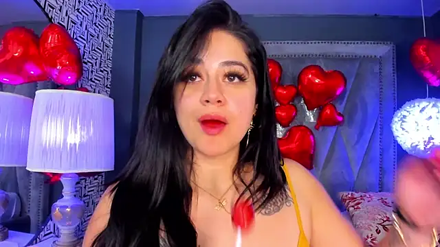 nahomi sweett online show from February 11, 5:29 pm