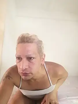 Candy-love87 online show from April 8, 11:21 am