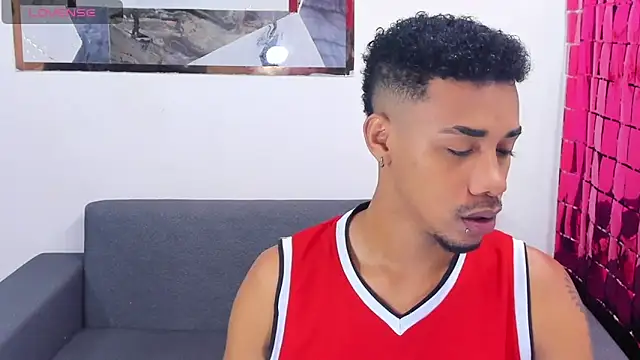 Snapshot of Hottwinkguys chatting on January 9, 3:01 pm Hottwinkguys online show from January 9, 3:01 pm