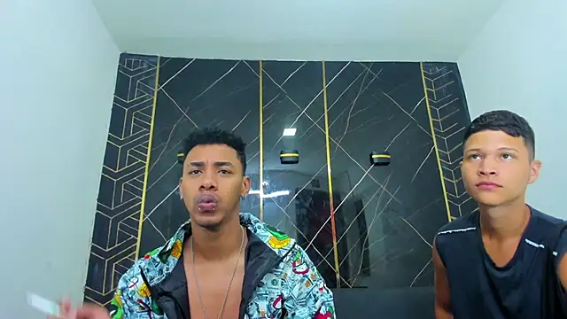 Snapshot of Hottwinkguys chatting on February 17, 11:23 am Hottwinkguys online show from February 17, 11:23 am