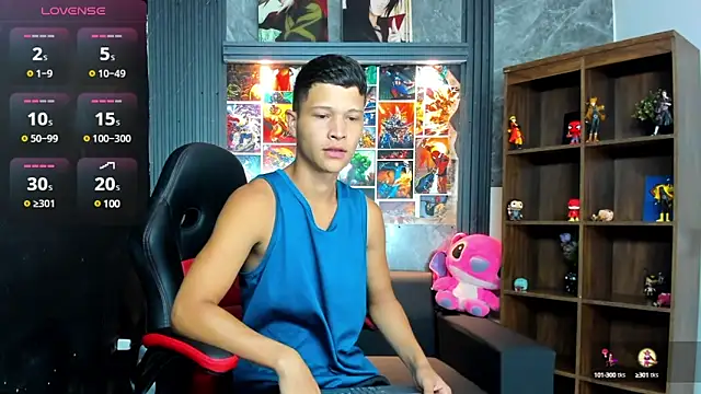 Snapshot of Hottwinkguys chatting on February 19, 12:00 pm Hottwinkguys online show from February 19, 12:00 pm