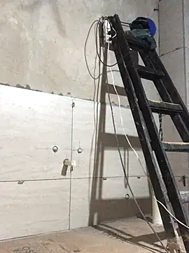 Edanvvv online show from October 28, 12:52 pm