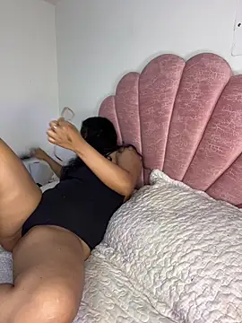 tati  22 online show from October 9, 5:00 pm