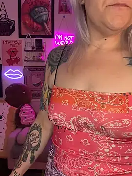 CherryBombBomb online show from February 16, 4:31 am