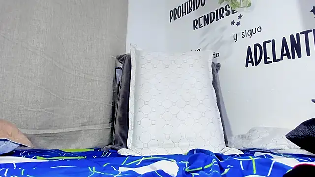 Aronxxs online show from January 9, 9:34 am