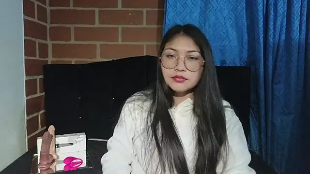 Caroll Luna online show from March 22, 11:53 pm