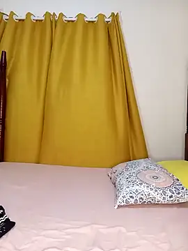 Snapshot of Ayrella02 chatting on December 27, 3:37 pm Ayrella02 online show from December 27, 3:37 pm