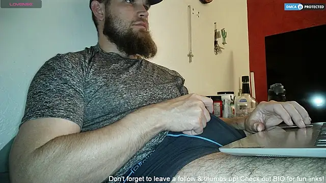 dikdowndaddy online show from April 5, 2:20 am