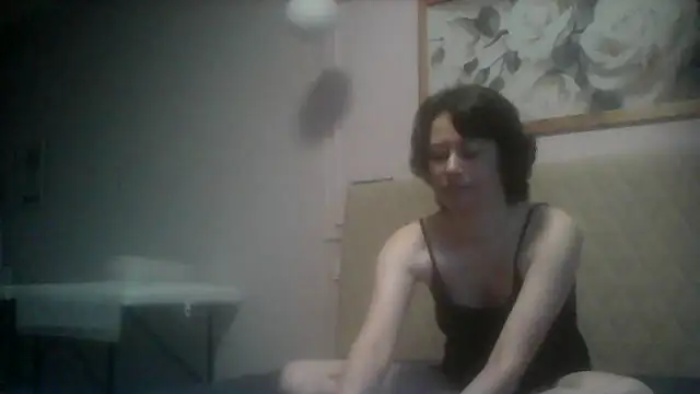 SunElizabeth online show from July 31, 4:28 pm