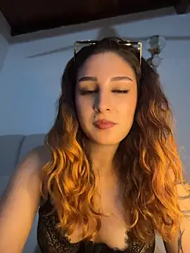 Mon Cherry online show from April 15, 1:12 am