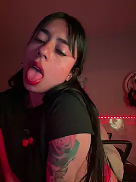 CieloTaylor online show from March 2, 3:56 am