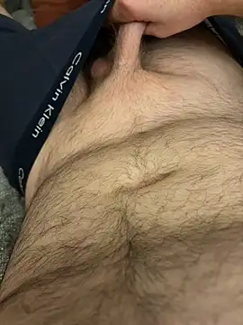 Straightlad95 online show from January 18, 11:52 pm