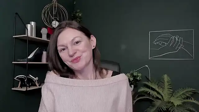 VivianWILD online show from February 4, 7:36 am