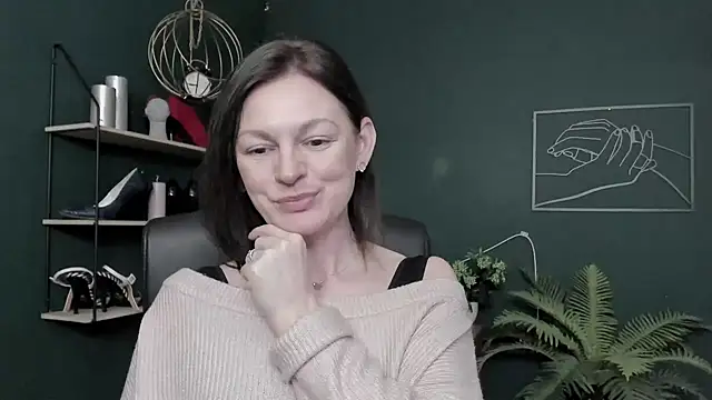 VivianWILD online show from February 6, 6:51 am