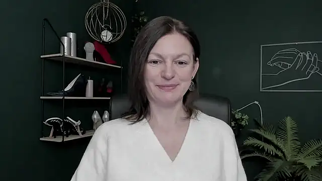 VivianWILD online show from February 17, 7:16 am