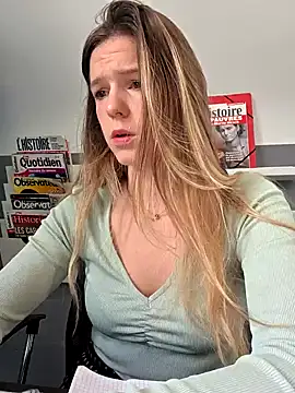 lucie mehott online show from October 23, 8:02 am